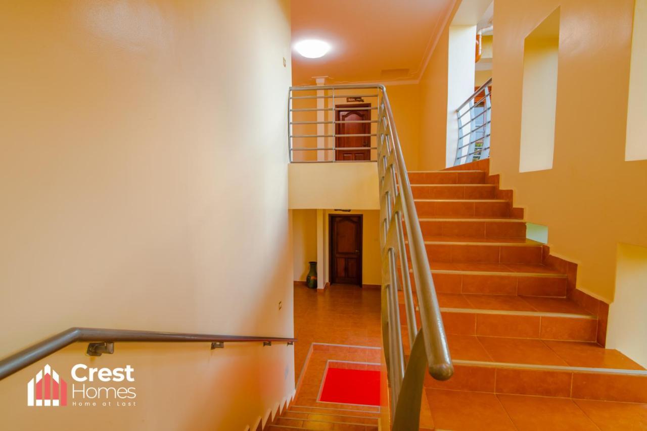 Crest Homes Uganda Kitende Esterno foto