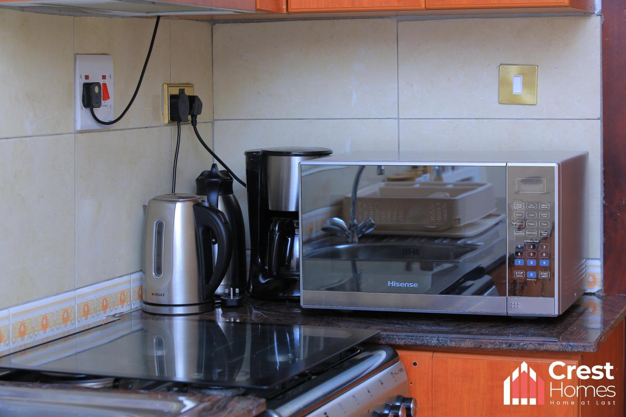 Crest Homes Uganda Kitende Esterno foto